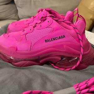 Pink Balenciaga Triple S 37